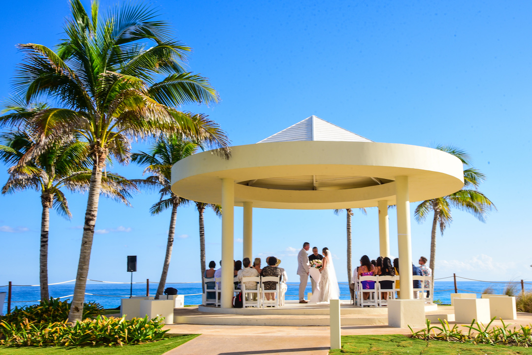 destination wedding in mexico