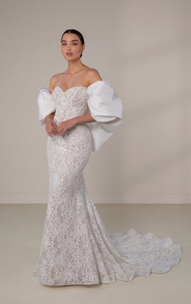 AML2038 Martina Liana Luxe Wedding Dress With Topper