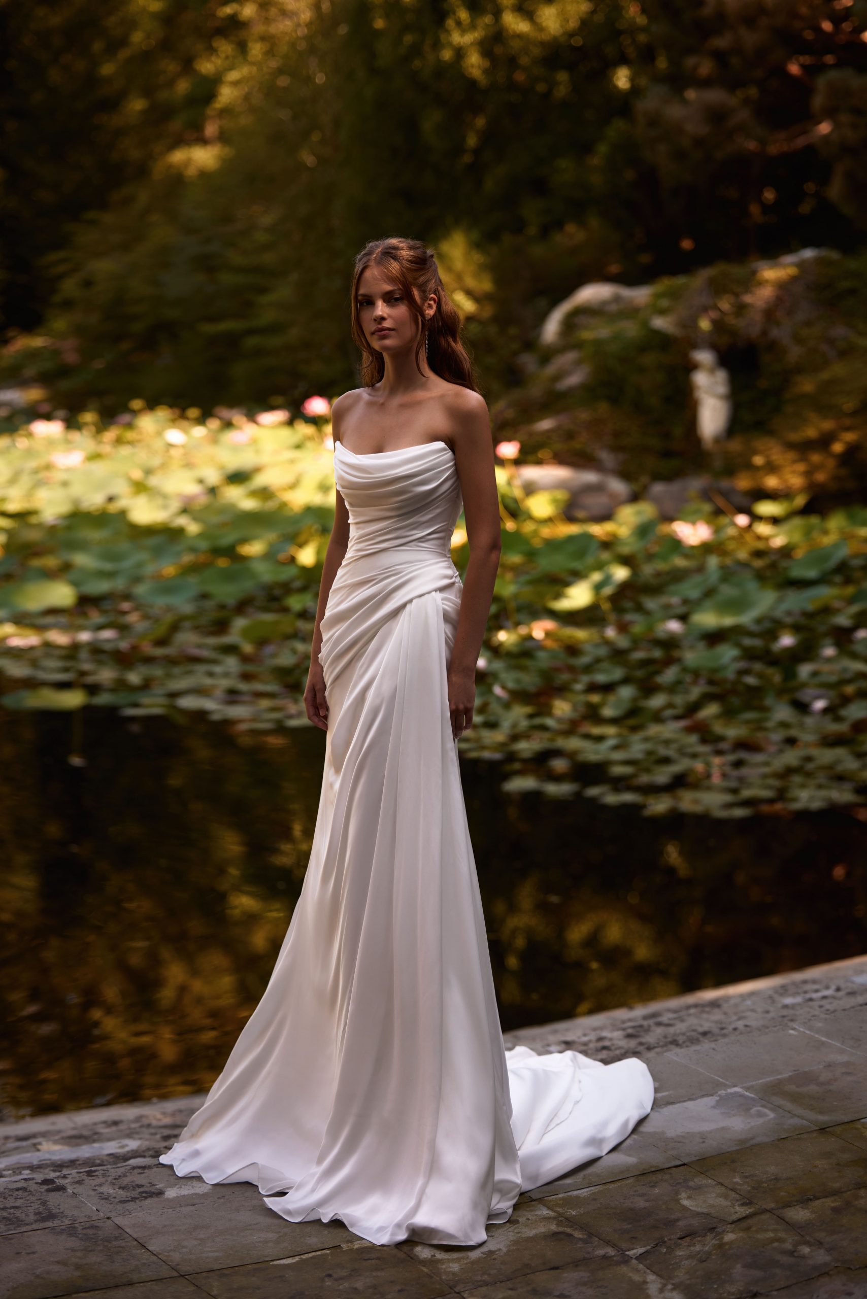 Amika Strapless Milla Nova Wedding Dress